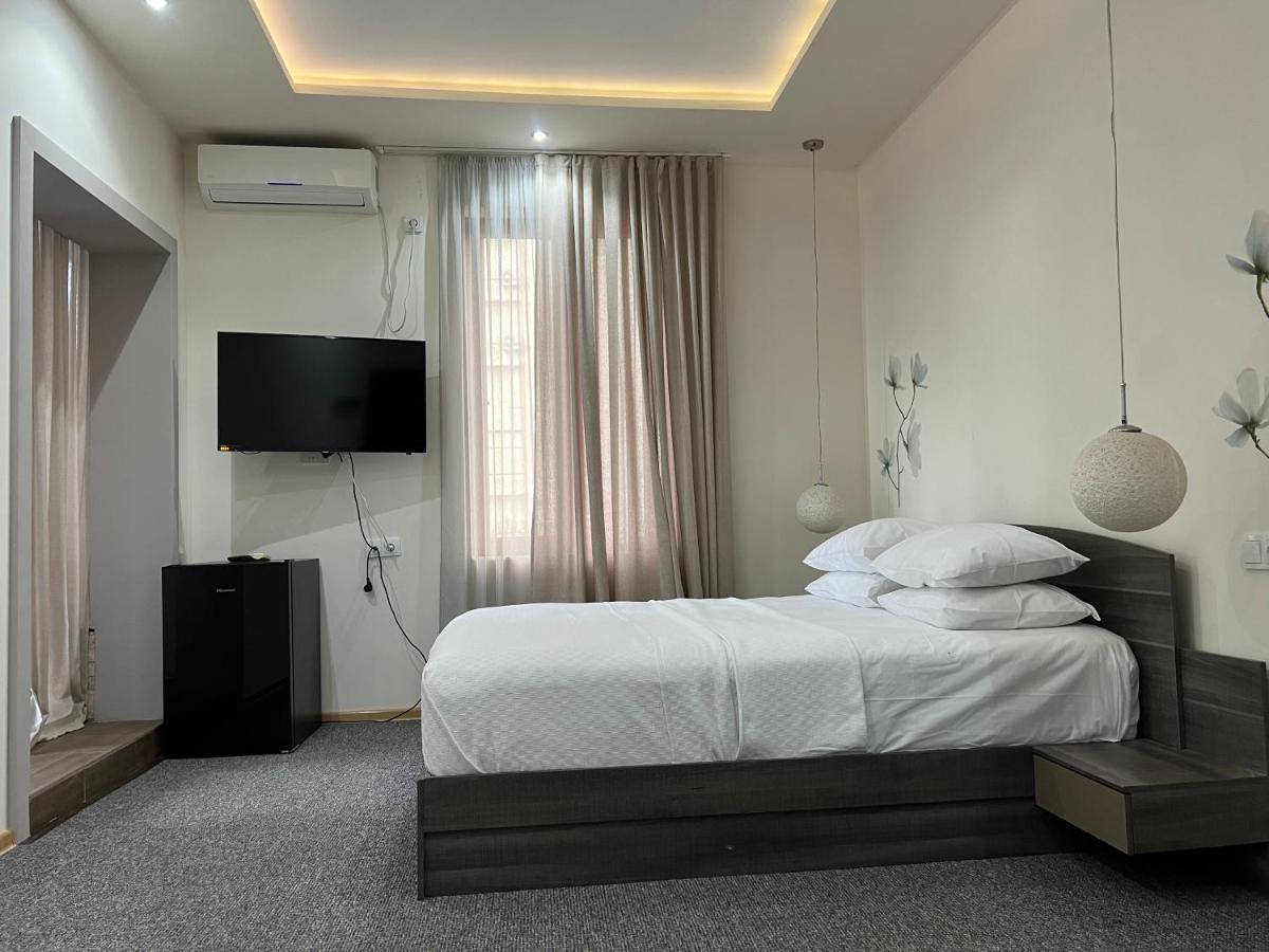 Kent Hotel Kobuleti Kültér fotó