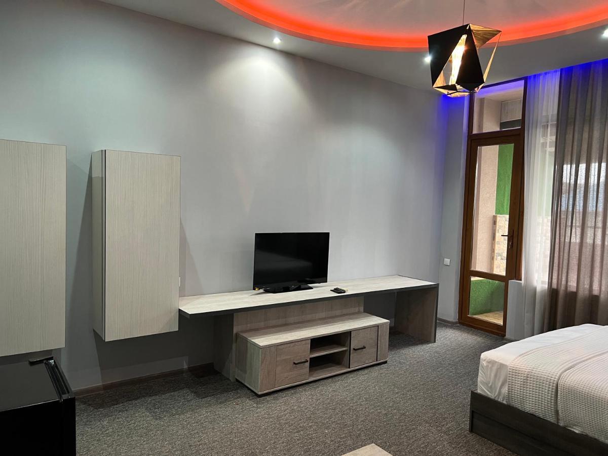 Kent Hotel Kobuleti Kültér fotó