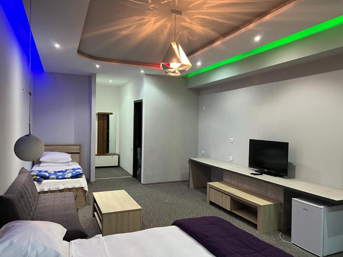 Kent Hotel Kobuleti Kültér fotó